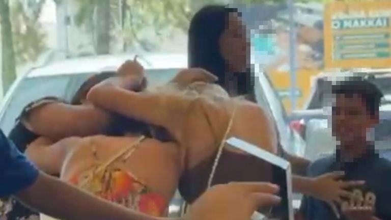 Mãe com criança autista apanha dentro de supermercado em Bombinhas