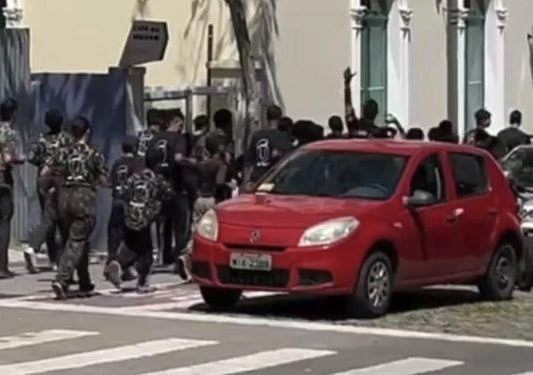 Vereador do PT faz denúncia ao MPSC contra escola pré-militar de Florianópolis: ‘espanca até matar’