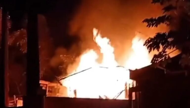 ‘Mangueiras de jardim e corrida contra o fogo’: incêndio assusta moradores em SC
